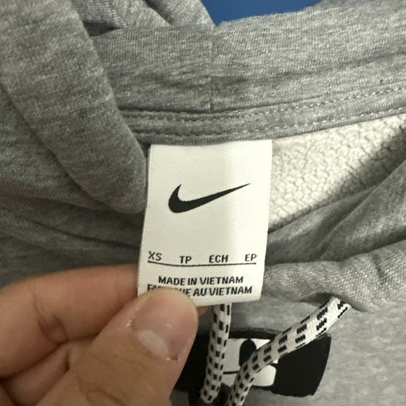 ✅Nike Sabrina Fleece Basketball Hoodie Platinum XS Extra Small Grey‎ Hoodie - Picture 2 of 8